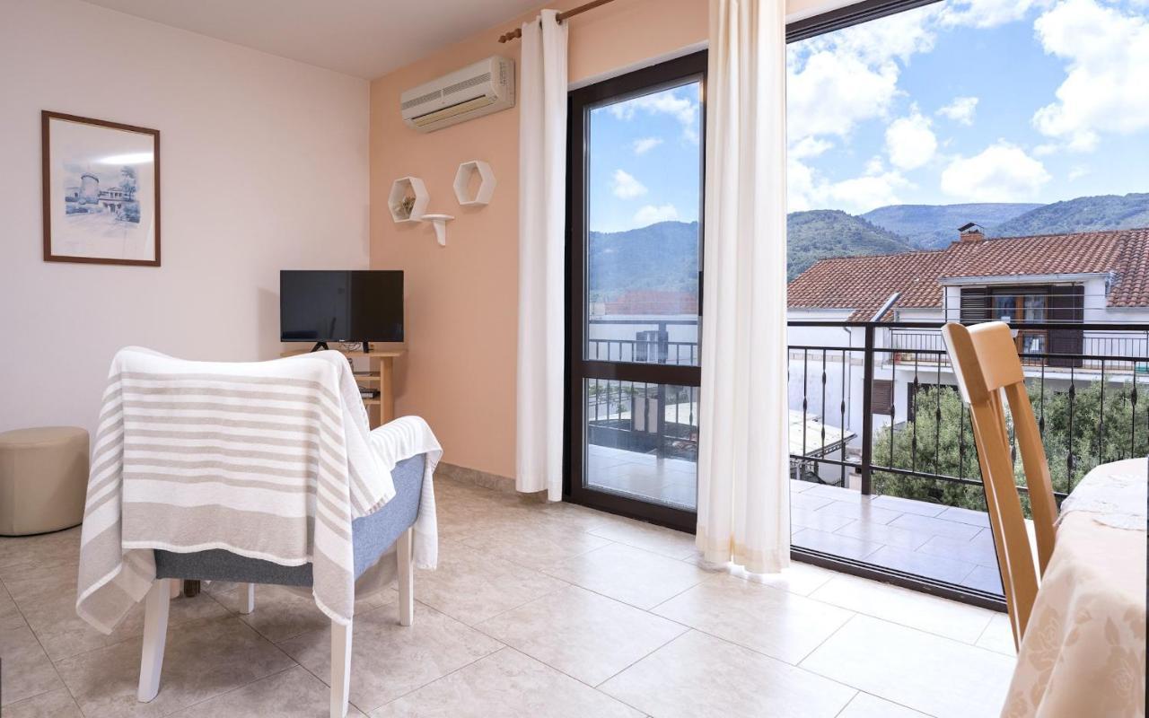 Apartments Zlata Stari Grad  Bagian luar foto